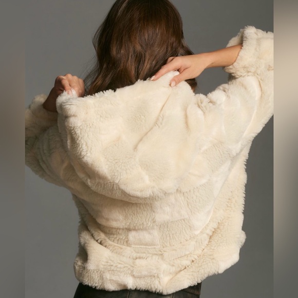 Faux Fur Hoodie Jacket - Picture 3 of 4